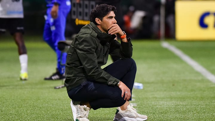 Abel Ferreira tem decisões a tomar para a reta final do Brasileirão Abel Ferreira tem decisões a tomar para a reta final do Brasileirão