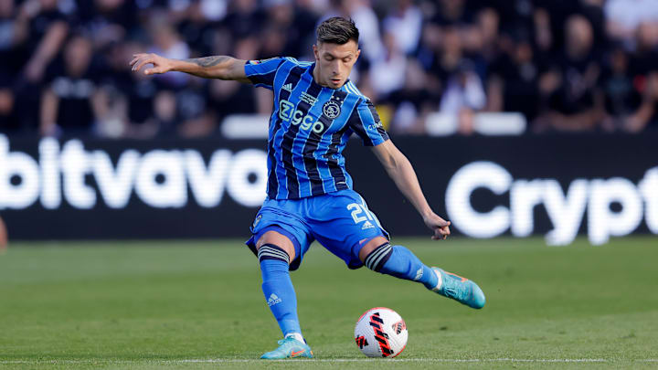 Martínez tem 24 anos e começou a carreira no Newell's Old Boys