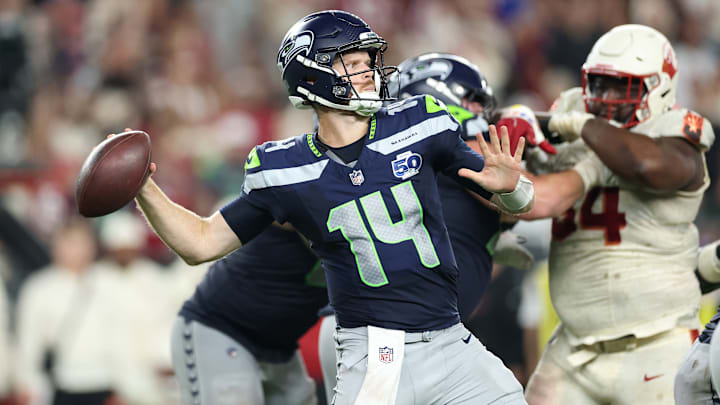 Seahawks #39 Sam Darnold receives high praise for exceedingly hot start