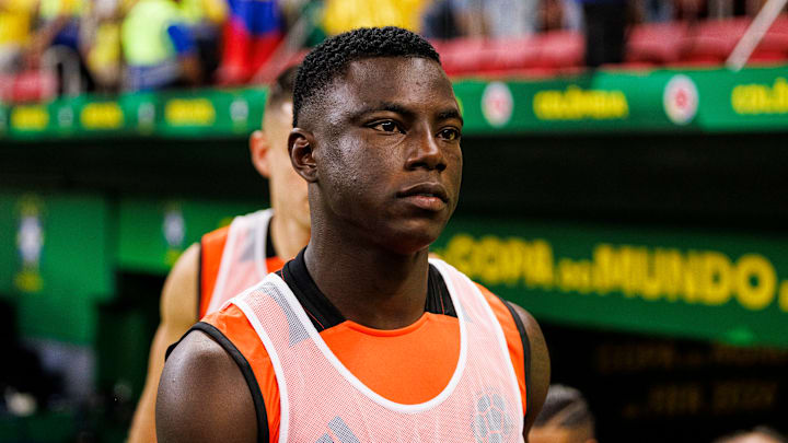 Marino Hinestroza em Brasil x Colômbia pelas Eliminatórias