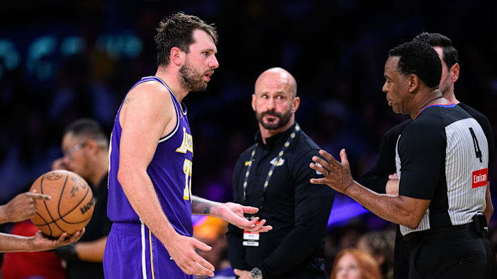 Luka Doncic se perdió el juego del lunes ante los Wizards por suspensión