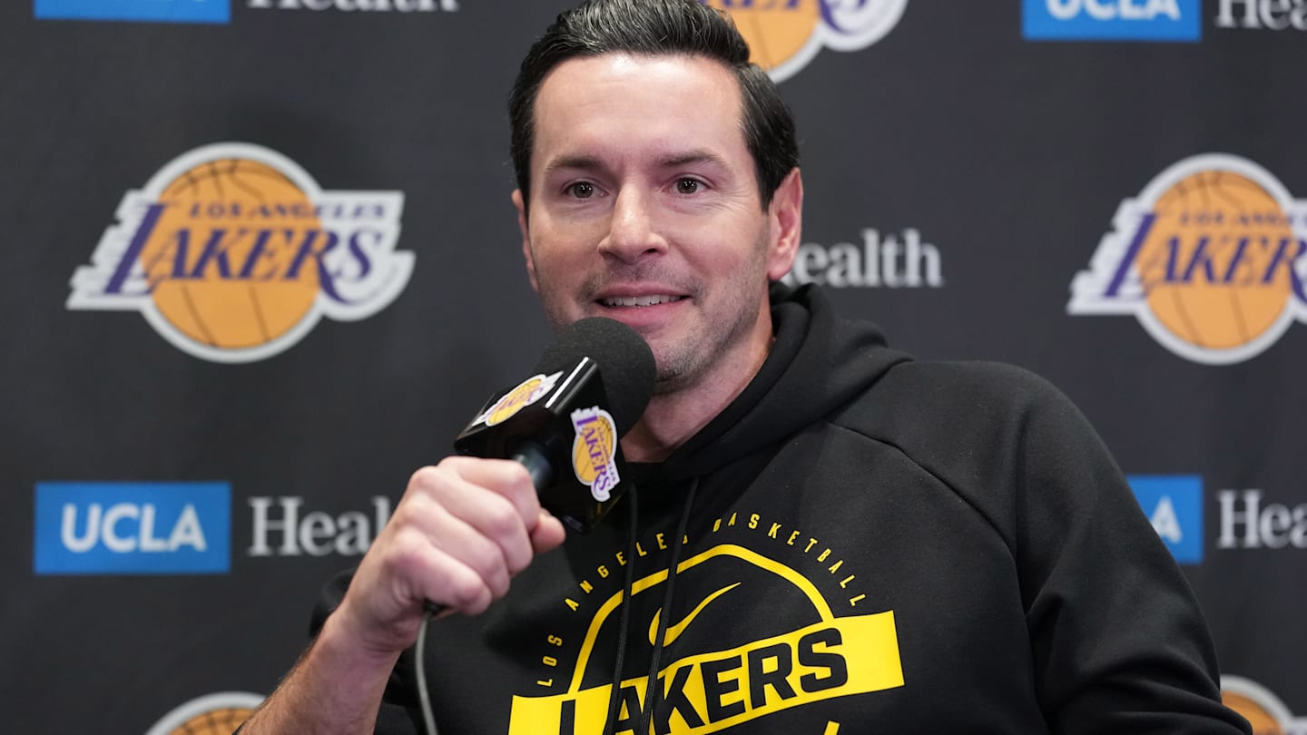Is It Time for JJ Redick to Make Major Change to Lakers Starting Lineup?
