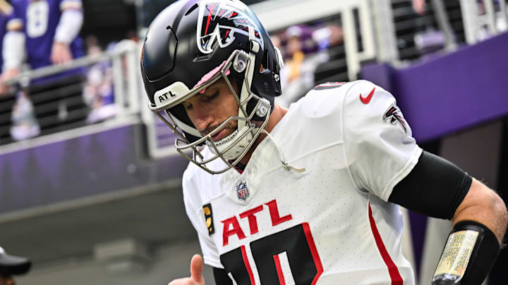 Dec 8, 2024; Minneapolis, Minnesota, USA; Atlanta Falcons quarterback Kirk Cousins (18) enters the field before the game against the Minnesota Vikings at U.S. Bank Stadium. Mandatory Credit: Jeffrey Becker-Imagn Images Dec 8, 2024; Minneapolis, Minnesota, USA; Atlanta Falcons quarterback Kirk Cousins (18) enters the field before the game against the Minnesota Vikings at U.S. Bank Stadium. Mandatory Credit: Jeffrey Becker-Imagn Images