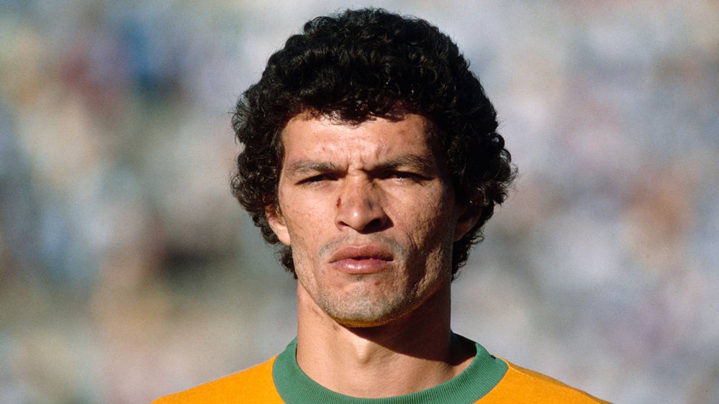 El Sócrates de los Corinthians: la zurda de los dioses, la mente de los libres