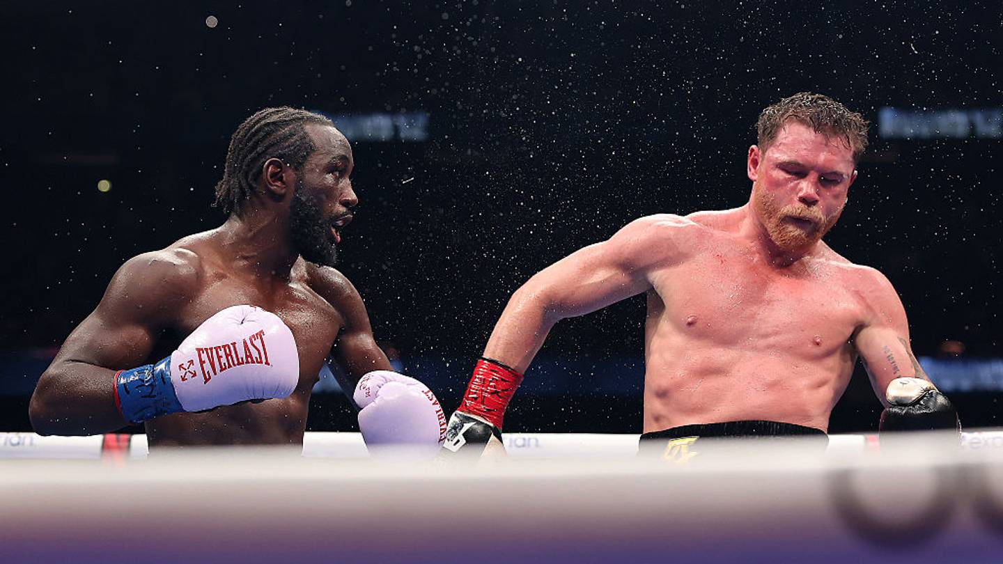 Canelo enfrenta su mayor caída ofensiva desde que alcanzó la cima del boxeo
