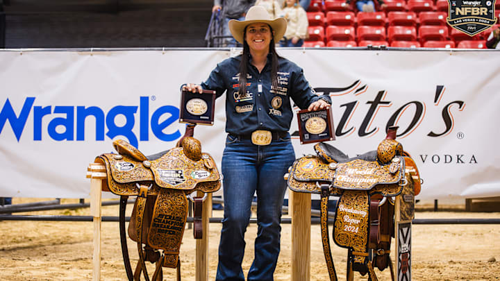 Kelsie Domer's steady pace at the NFBR ended with the veteran breakaway roper claiming both the average and world titles. 