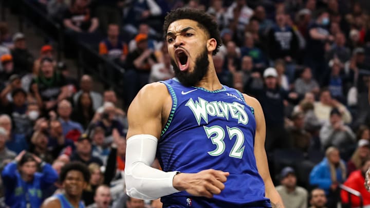 Phoenix Suns v Minnesota Timberwolves