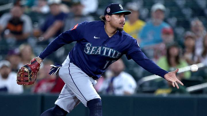 Sep 11, 2026; West Sacramento, California, USA; Seattle Mariners first baseman Josh Naylor (12) toss the ball to starting pitcher George Kirby (not pictured) for a force out at first base against Athletics center fielder Henry Bolte (not pictured) during the second inning at Sutter Health Park. Mandatory Credit: Dennis Lee-Imagn Images Sep 11, 2026; West Sacramento, California, USA; Seattle Mariners first baseman Josh Naylor (12) toss the ball to starting pitcher George Kirby (not pictured) for a force out at first base against Athletics center fielder Henry Bolte (not pictured) during the second inning at Sutter Health Park. Mandatory Credit: Dennis Lee-Imagn Images