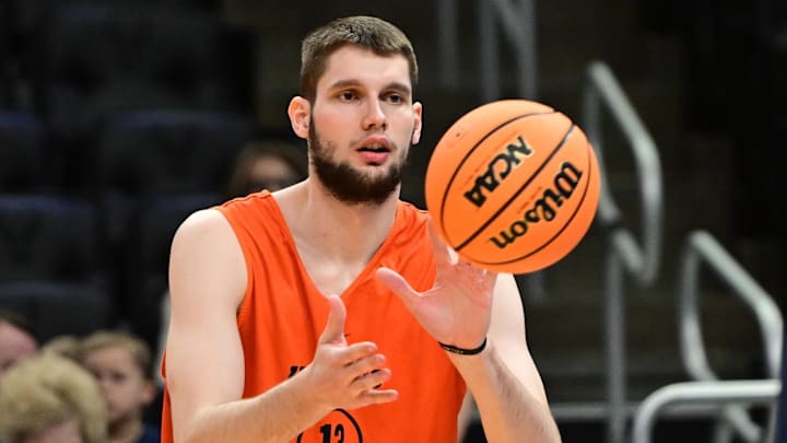 Mar 20, 2025; Milwaukee, WI, USA; Illinois Fighting Illini center Tomislav Ivisic (13) works out NCAA Tournament First Round Practice at Fiserv Forum. Mandatory Credit: Benny Sieu-Imagn Images Mar 20, 2025; Milwaukee, WI, USA; Illinois Fighting Illini center Tomislav Ivisic (13) works out NCAA Tournament First Round Practice at Fiserv Forum. Mandatory Credit: Benny Sieu-Imagn Images