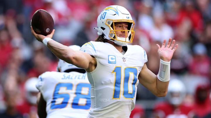 Los Angeles Chargers v Arizona Cardinals