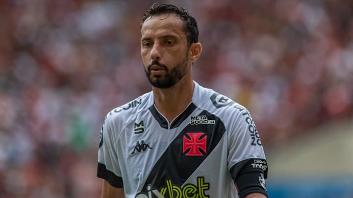 Em baixa, Vasco e Ponte Preta se encontram na 4ª rodada da Série B do Brasileirão. 