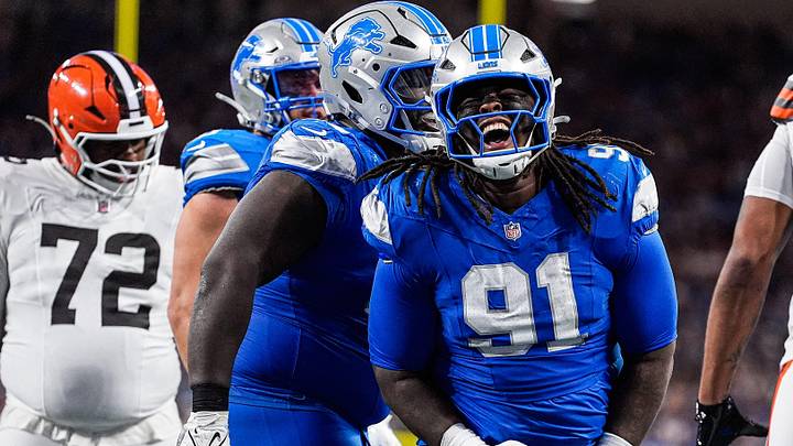 Detroit Lions defensive tackle Tyleik Williams (91) celebrates a tackle against Cleveland Browns during the first half at Ford Field in Detroit on Sunday, Sept. 28, 2025.