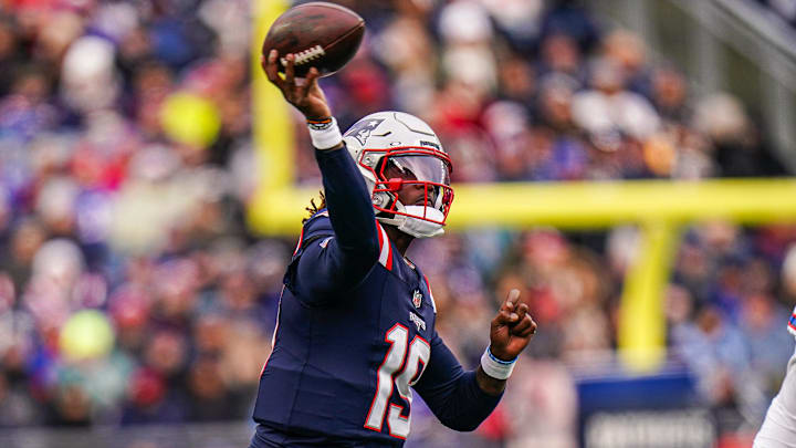 Jan 5, 2025; Foxborough, Massachusetts, USA; New England Patriots quarterback Joe Milton III (19) throws a pass against the Buffalo Bills in the first half at Gillette Stadium. Mandatory Credit: David Butler II-Imagn Images