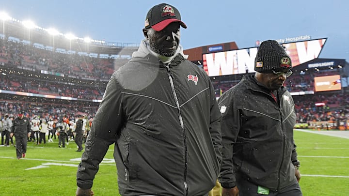 Tampa Bay Buccaneers v Cleveland Browns