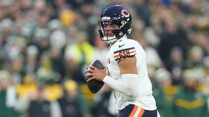 Chicago Bears v Green Bay Packers