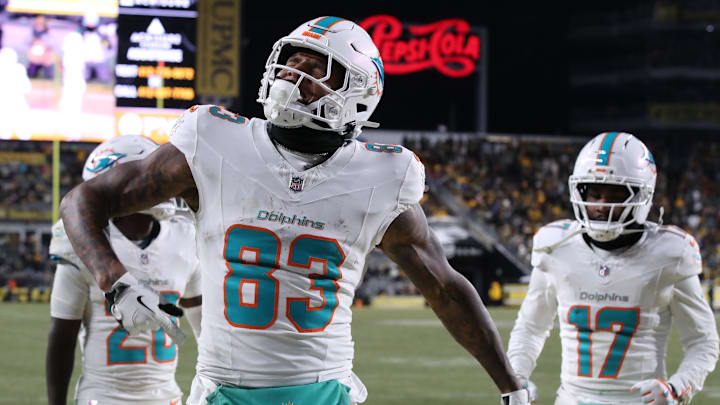 Dec 15, 2025; Pittsburgh, Pennsylvania, USA; Miami Dolphins tight end Darren Waller (83) reacts after scoring a touchdown in the fourth quarter against the Pittsburgh Steelers at Acrisure Stadium. Mandatory Credit: Charles LeClaire-Imagn Images Dec 15, 2025; Pittsburgh, Pennsylvania, USA; Miami Dolphins tight end Darren Waller (83) reacts after scoring a touchdown in the fourth quarter against the Pittsburgh Steelers at Acrisure Stadium. Mandatory Credit: Charles LeClaire-Imagn Images