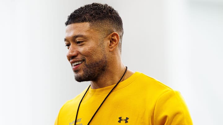 Notre Dame head coach Freeman greets his team during a Notre Dame football practice on Sunday, Jan. 5, 2025, in South Bend.