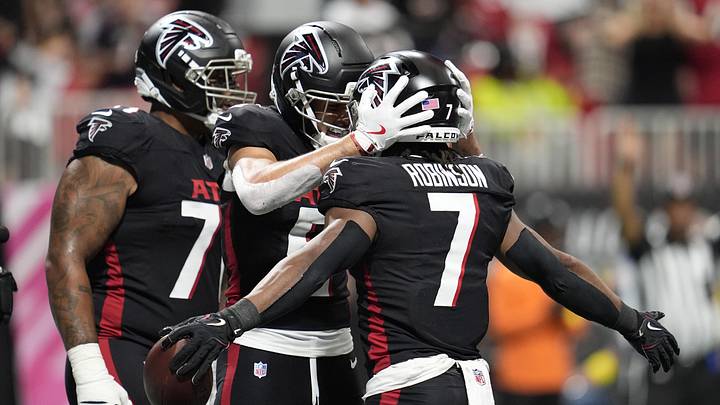 Atlanta Falcons running back Bijan Robinson and wide receiver Drake London Atlanta Falcons running back Bijan Robinson and wide receiver Drake London