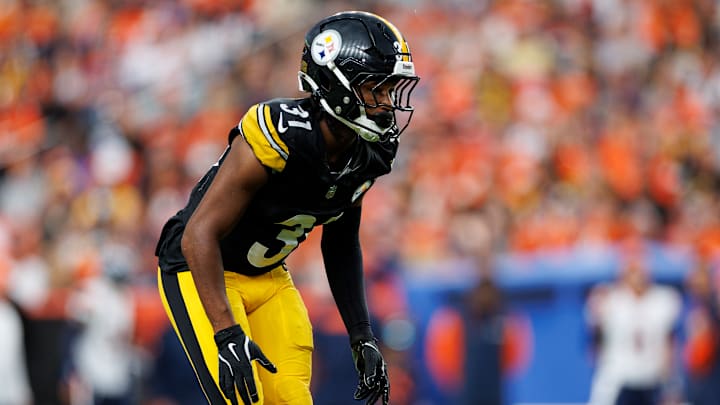 Pittsburgh Steelers v Denver Broncos