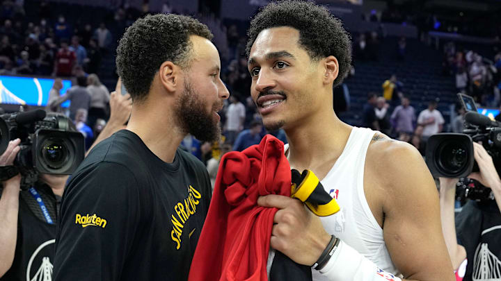 Stephen Curry y Jordan Poole fueron compañeros en los Warriors durante cuatro temporadas