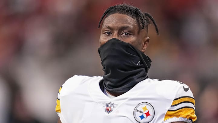 Dec 4, 2022; Atlanta, Georgia, USA; Pittsburgh Steelers wide receiver George Pickens (14) on the field during warm up prior to the game against the Atlanta Falcons at Mercedes-Benz Stadium. Mandatory Credit: Dale Zanine-Imagn Images