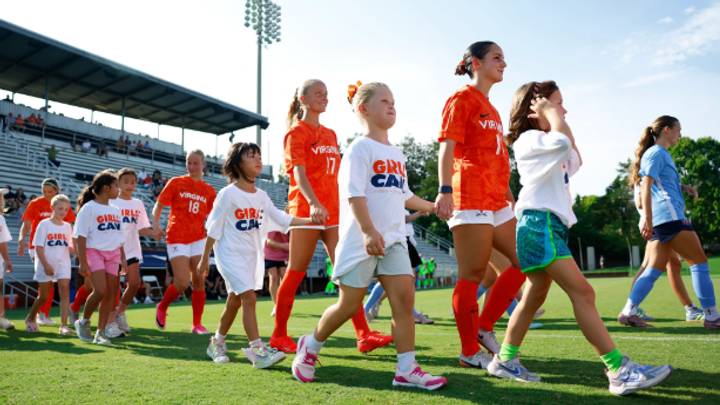 Yes indeed! This is how soccer games begin. Yes indeed! This is how soccer games begin.