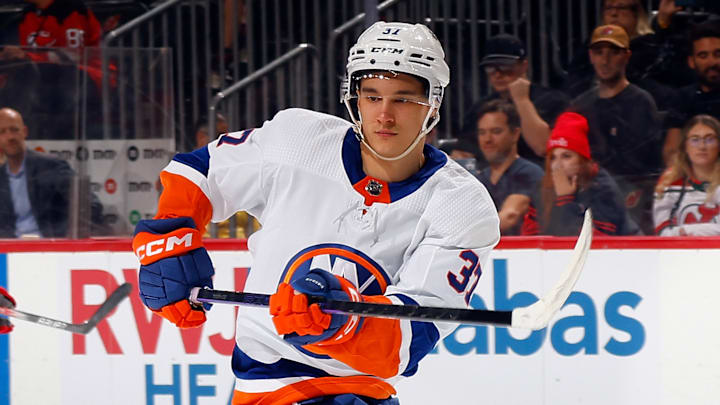 New York Islanders v New Jersey Devils