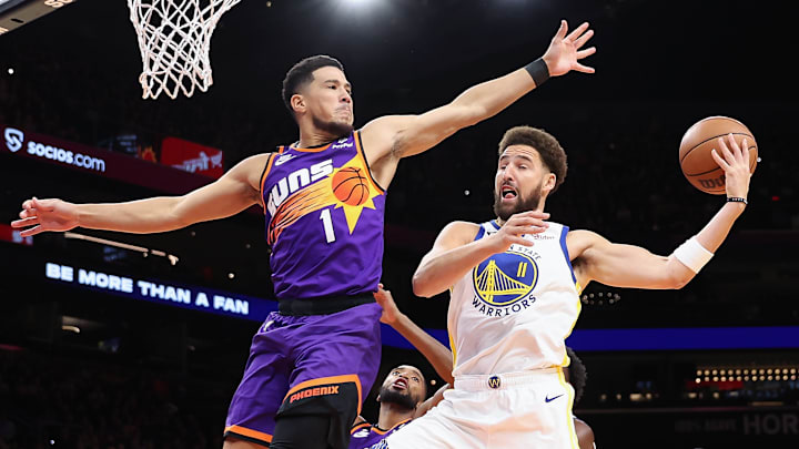 Devin Booker y Klay Thompson tuvieron fuerte discusión