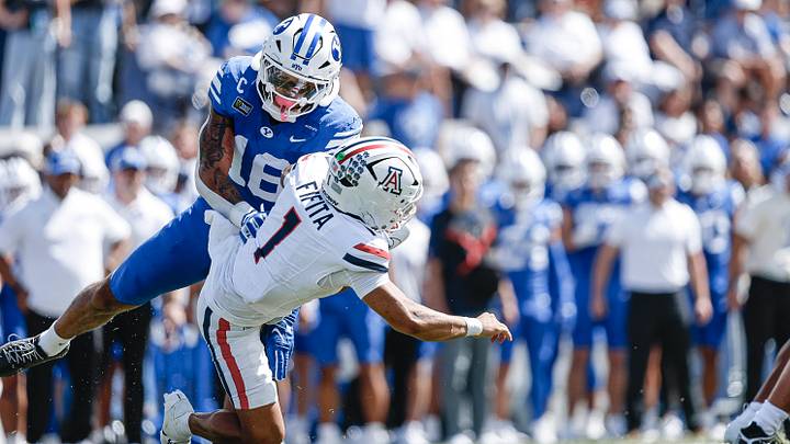 BYU linebacker Isaiah Glasker against Arizona BYU linebacker Isaiah Glasker against Arizona