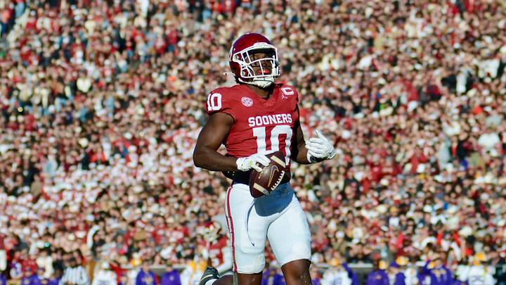 Oklahoma linebacker Kip Lewis Oklahoma linebacker Kip Lewis