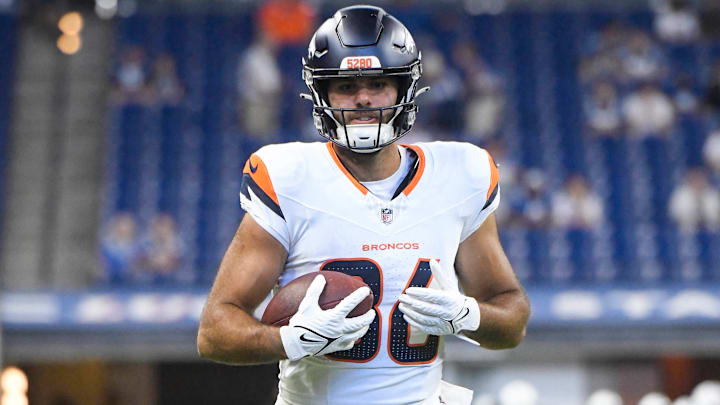 INDIANAPOLIS, IN - AUGUST 11: Denver Broncos Tight End Thomas Yassmin (86) warms up for the NFL, American Football Herren, USA Preseason game between the Denver Broncos and the Indianapolis Colts on August 11, 2024, at Lucas Oil Stadium in Indianapolis, Indiana. INDIANAPOLIS, IN - AUGUST 11: Denver Broncos Tight End Thomas Yassmin (86) warms up for the NFL, American Football Herren, USA Preseason game between the Denver Broncos and the Indianapolis Colts on August 11, 2024, at Lucas Oil Stadium in Indianapolis, Indiana.
