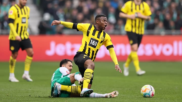 Youssoufa Moukoko muss lange pausieren Youssoufa Moukoko muss lange pausieren