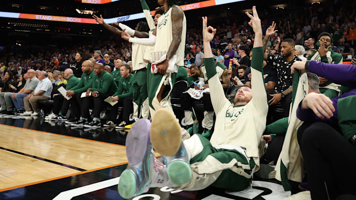 Milwaukee Bucks v Phoenix Suns