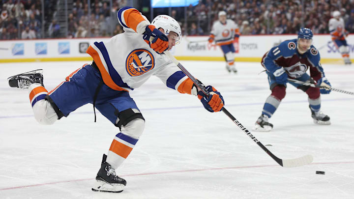 New York Islanders v Colorado Avalanche