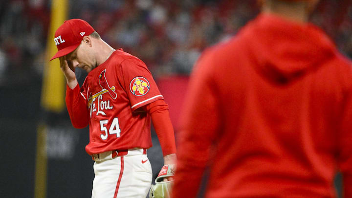 May 2, 2025; St. Louis, Missouri, USA; St. Louis Cardinals starting pitcher Sonny Gray (54) waits on the mound as manager Oliver Marmol (37) walks out to remove him from the game against the New York Mets during the fifth inning at Busch Stadium. Mandatory Credit: Jeff Curry-Imagn Images May 2, 2025; St. Louis, Missouri, USA; St. Louis Cardinals starting pitcher Sonny Gray (54) waits on the mound as manager Oliver Marmol (37) walks out to remove him from the game against the New York Mets during the fifth inning at Busch Stadium. Mandatory Credit: Jeff Curry-Imagn Images