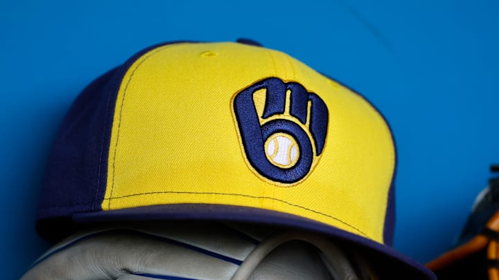 Milwaukee Brewers v Pittsburgh Pirates