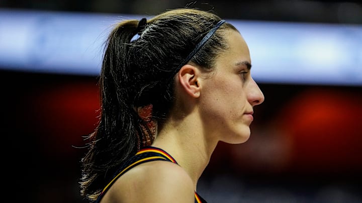 Indiana Fever v Connecticut Sun - Game One
