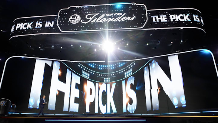 Jun 27, 2025; Los Angeles, California, USA; NHL Commissioner Gary Bettman walks onto the stage to announce the first overall pick by the New York Islanders in the first round of the 2025 NHL Draft at Peacock Theater. Mandatory Credit: Kirby Lee-Imagn Images