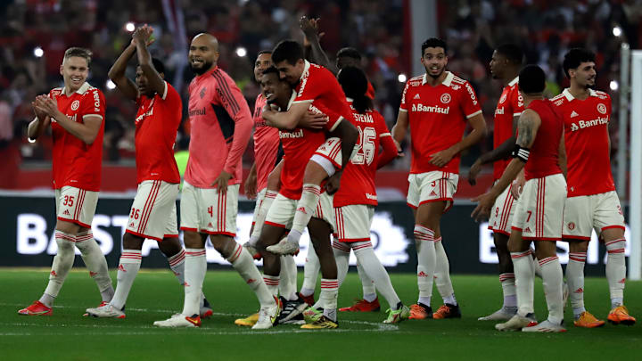 Colorado decide em casa contra o Melgar e vitória simples é suficiente para avançar no tempo normal