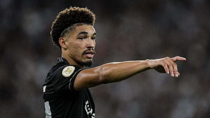 Adryelson é um dos raros destaques individuais do Botafogo neste início de 2023