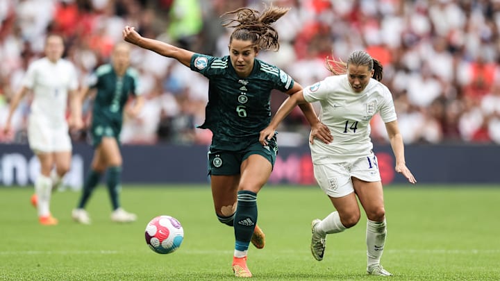 Lena Oberdorf wird dem DFB-Team im Testspiel gegen Vietnam nicht zur Verfügung stehen Lena Oberdorf wird dem DFB-Team im Testspiel gegen Vietnam nicht zur Verfügung stehen