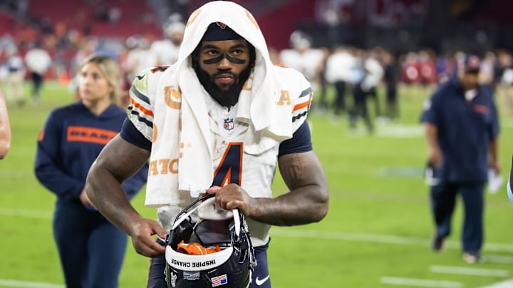 Chicago Bears running back D'Andre Swift (4) against the Arizona Cardinals at State Farm Stadium.