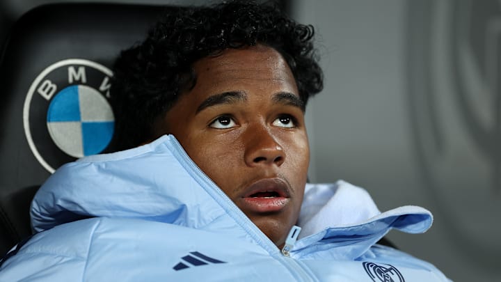 Atleta está em recuperação de lesão muscular Atleta está em recuperação de lesão muscular