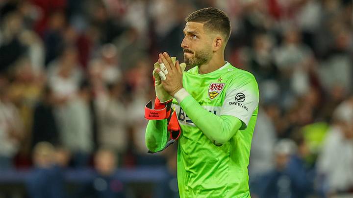 Bayern Munich have been reportedly offered the opportunity to sign Fabian Bredlow from VfB Stuttgart.