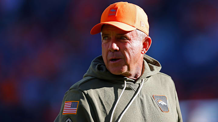 Kansas City Chiefs v Denver Broncos - NFL 2025