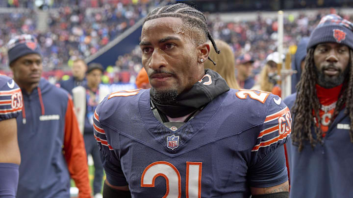 Former Bears cornerback Jaylon Jones is headed to the Arizona Cardinals. Former Bears cornerback Jaylon Jones is headed to the Arizona Cardinals.