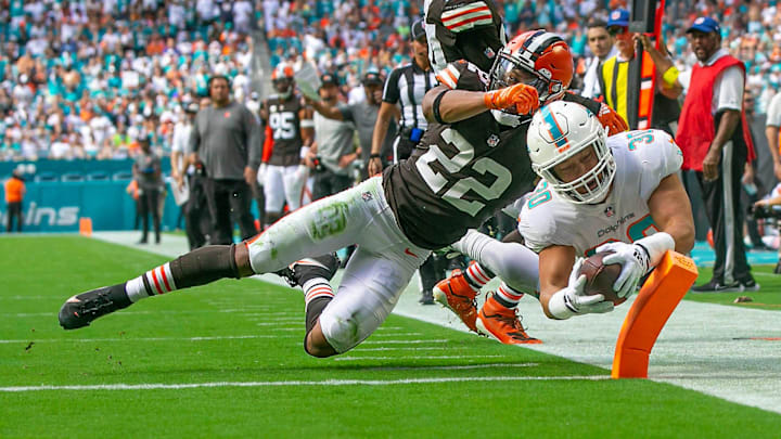 Miami Dolphins fullback Alec Ingold (30), dives into the endzone for the first touchdown of the game against the Cleveland Browns during NFL action Sunday November 13, 2022 at Hard Rock Stadium in Miami Gardens. Miami Dolphins fullback Alec Ingold (30), dives into the endzone for the first touchdown of the game against the Cleveland Browns during NFL action Sunday November 13, 2022 at Hard Rock Stadium in Miami Gardens.