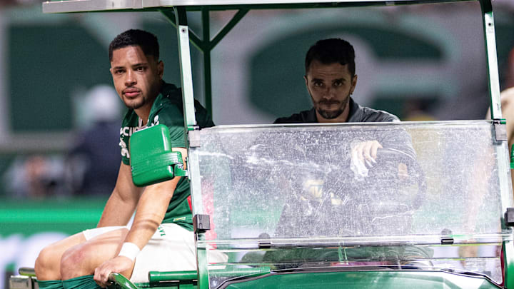 Atacante estava voltando ao time titular no meio da semana