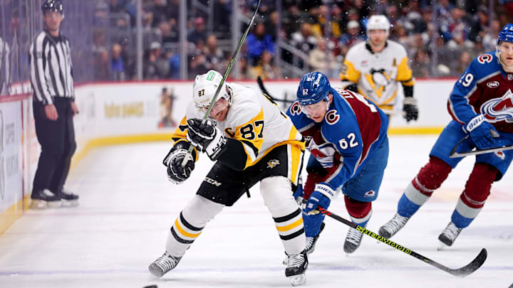 Pittsburgh Penguins v Colorado Avalanche