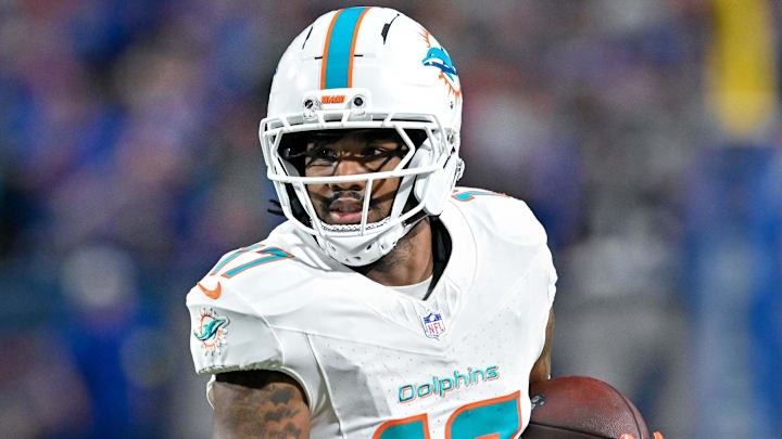 Denver Broncos WR Jaylen Waddle